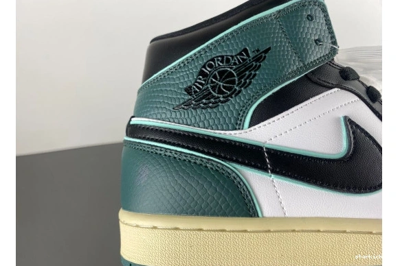 Air SE  1 FQ7818-100 FQ7818-100 